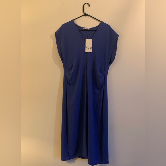 Zara Flowy Gathered Dress in “Bluish” color - Picture 2 of 3